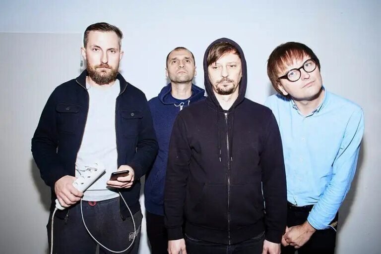 Trupa Trupa 2022 photo by Rafal Wojczal in their studio